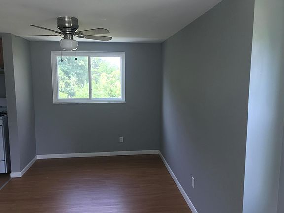 3rd image of 2816 Jonrose Ave