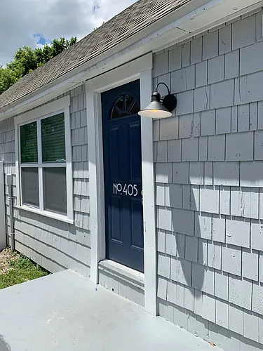 405 E Cayuga St Photo 1