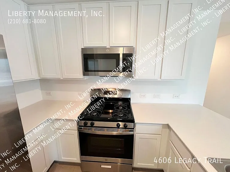 4606 Legacy Point — Photo 19
