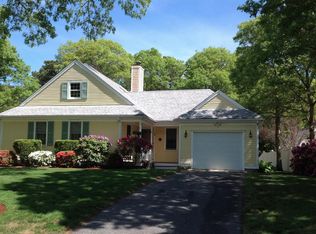 6 Seafarer Ln, Hyannis, MA 02601