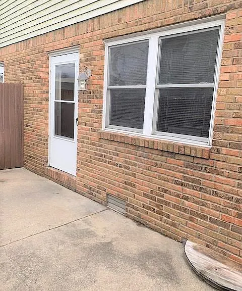 Rear Entry Patio