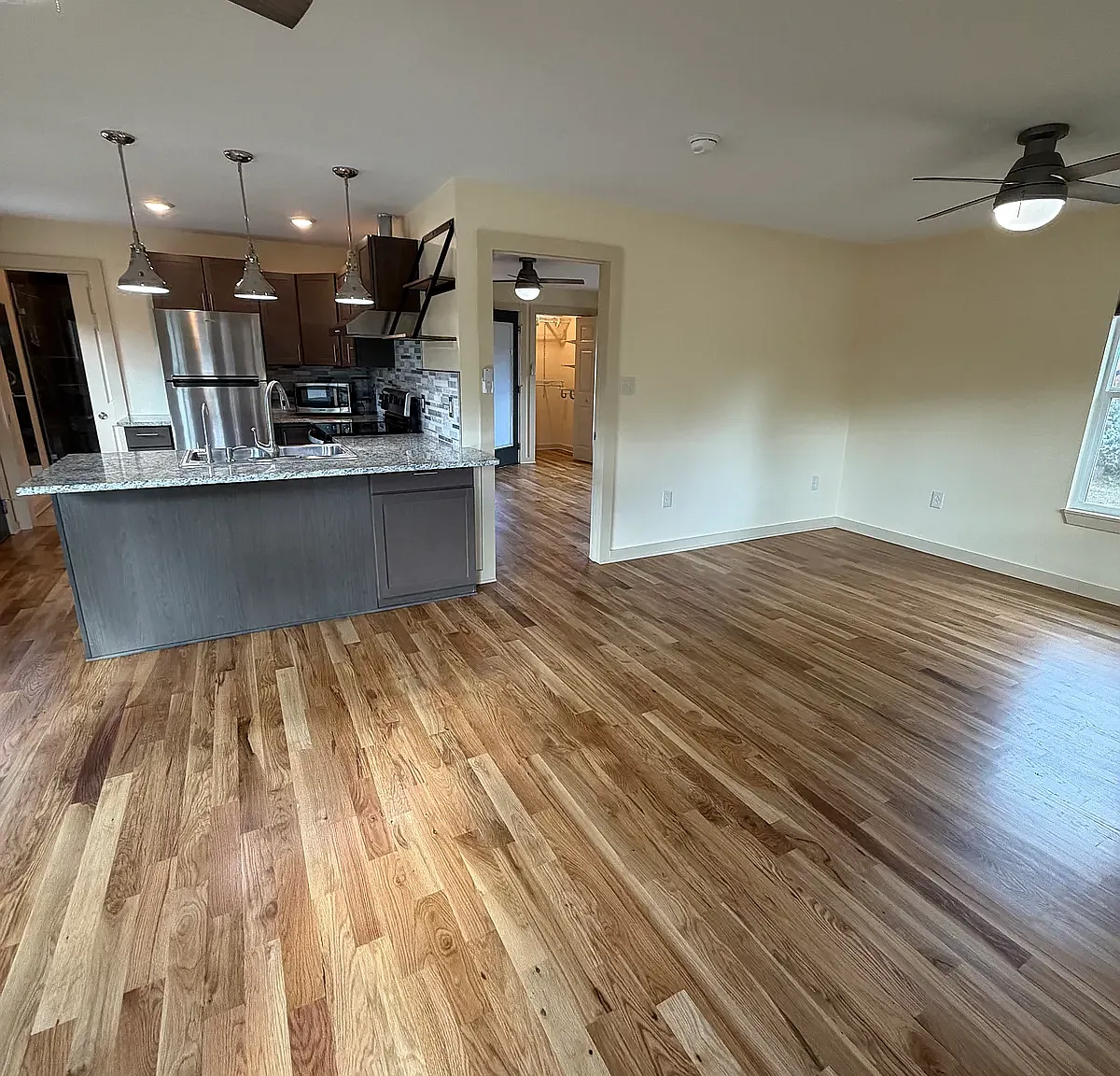 215 Wilson St — Photo 1
