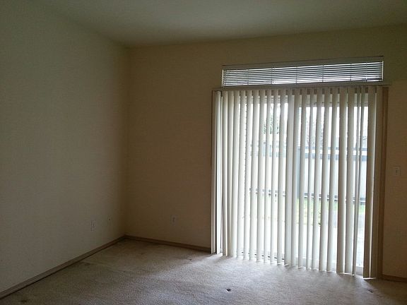 4th image of 6116 202nd St SW APT 104
