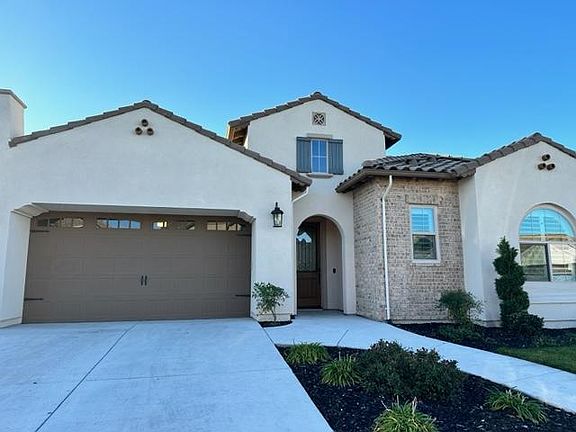 3rd image of 2642 Primrose Dr