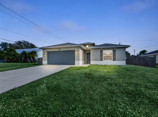 1633 SW Diamond Street, Port Saint Lucie, FL 34953