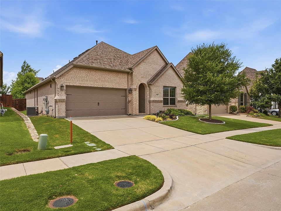 1st image of 3905 Ironbark Way
