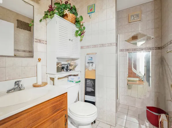 49 Hull Street image 9 of 29