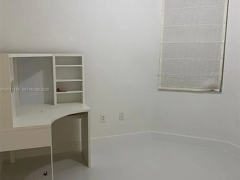 11201 NW 83rd St #202 — Photo 12