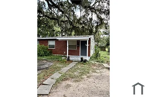 1244 River Bank Ct Photo 1