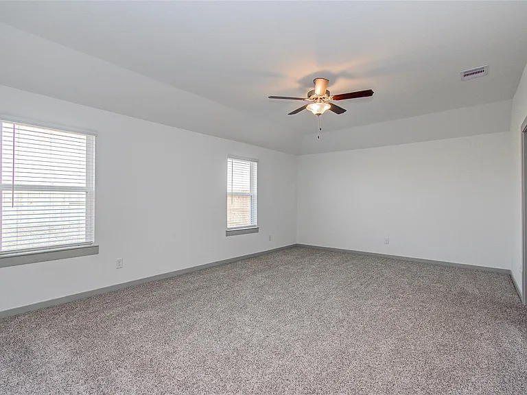 13922 Bay Crst — Photo 28