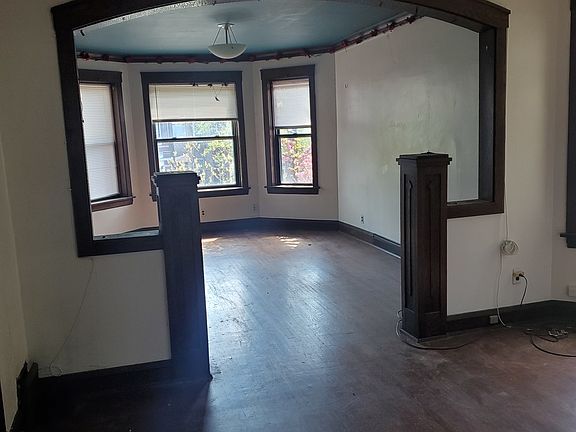 5th image of 4418 N Campbell Ave