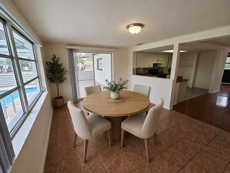 6945 Twilite Dr — Photo 11