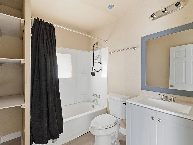 2411 Leffingwell St — Photo 20