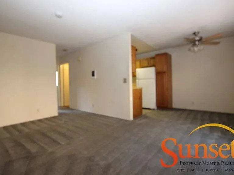 4423 1/2 Illinois St #1 — Photo 7