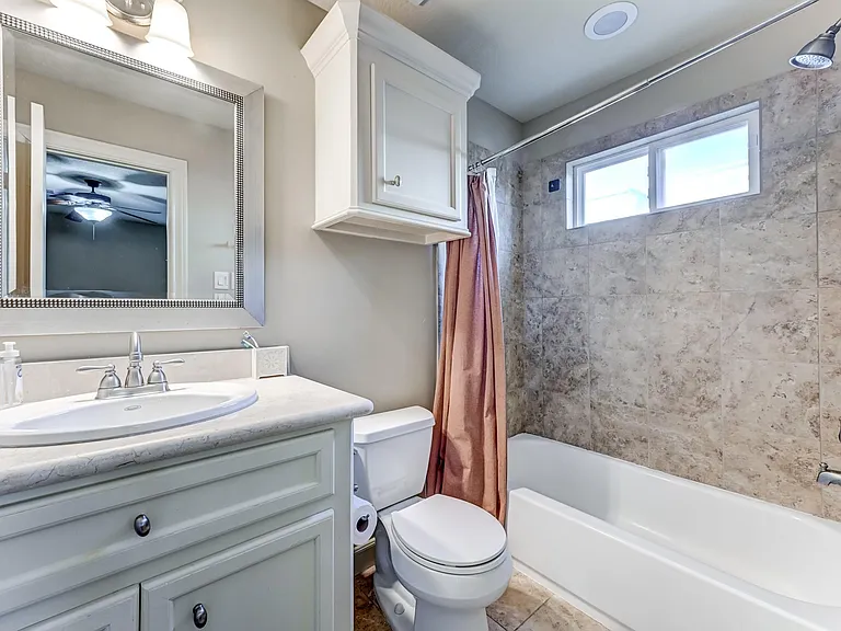 1325 W 24th St #D — Photo 9