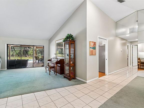 4th image of 5804 AINSWORTH COURT E