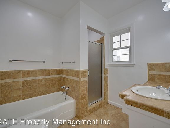 2nd image of 4555 W 4th St Unit 3