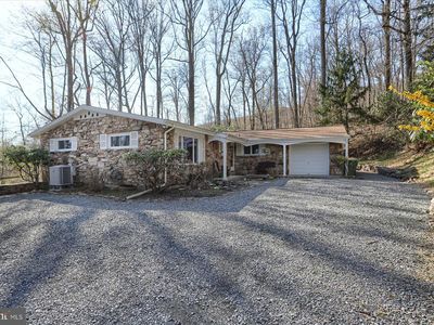 2300 Parkway W, Harrisburg, PA, 17112