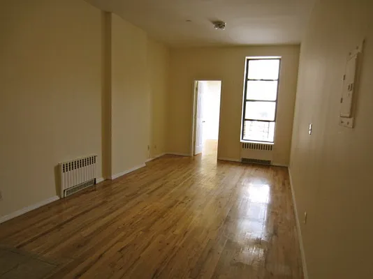 Rented by Bohemia Realty Group | media 22