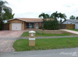 9511 NW 10th St, Pembroke Pines, FL 33024