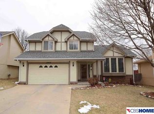 15406 Howe St, Omaha, NE 68144