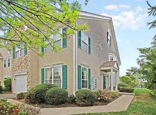 42 Mayflower Dr, Basking Ridge, NJ 07920