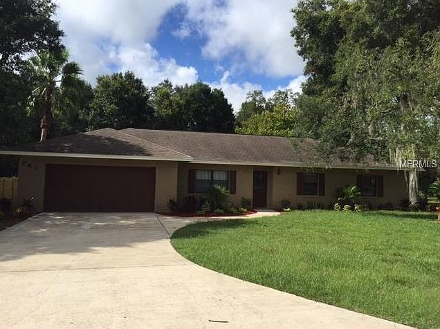 2nd image of 741 Cedar Knoll Dr S