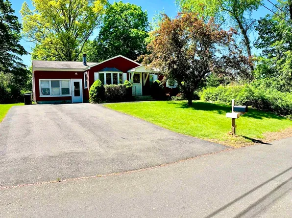 21 Patterson Rd, Hamden, CT 06518