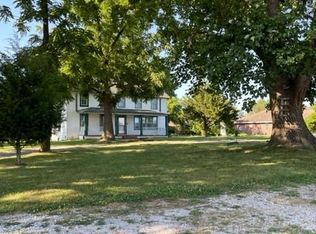 2355 W Oak St, Rogers, AR 72758