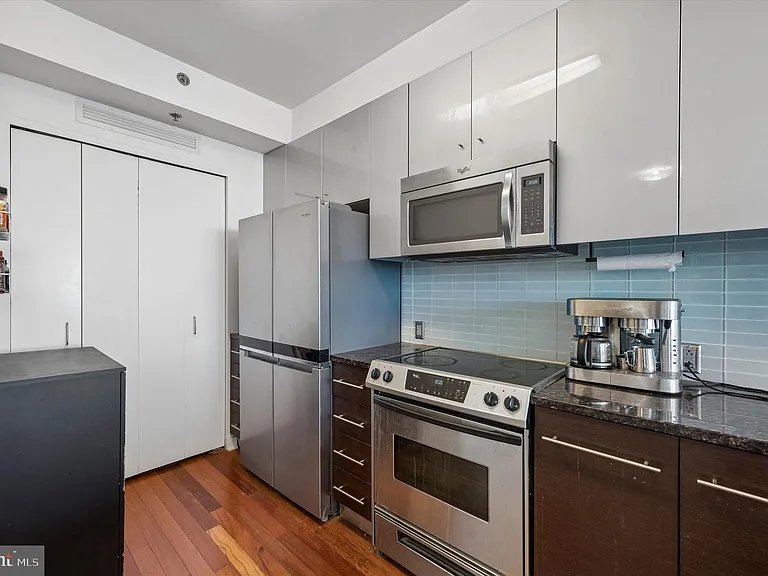 2101 Market St #2308 — Photo 8