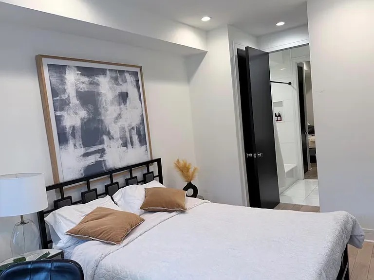 1311 R St NW #1 — Photo 18