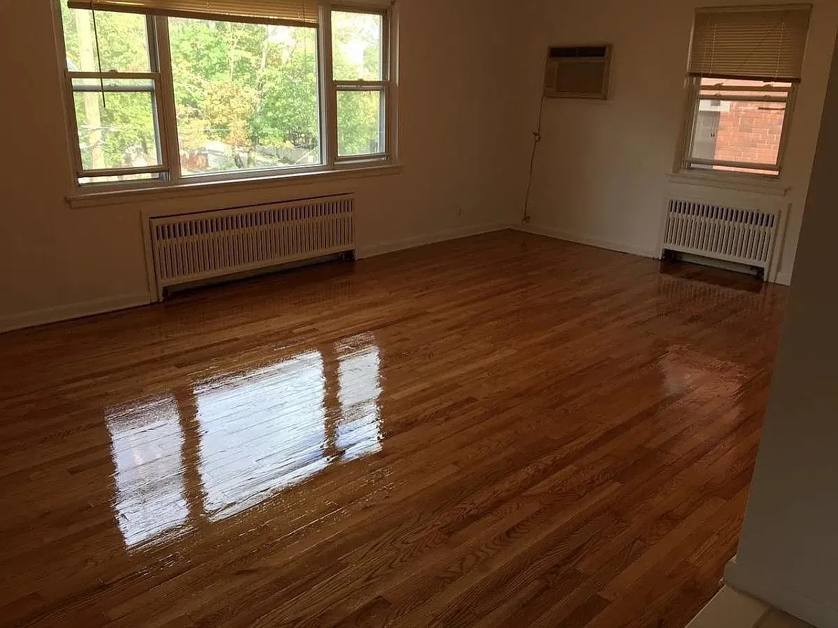 8712 Avon Street — Photo 2