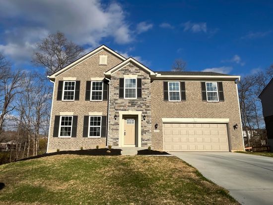 2410 Wernz Dr, Hebron, KY 41048