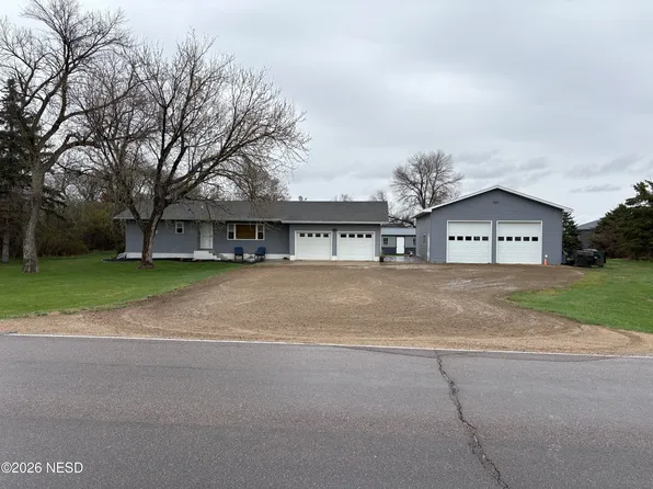 16688 450th Ave, Watertown, SD 57201