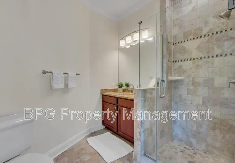 901 N Carolina Ave SE #2 — Photo 11
