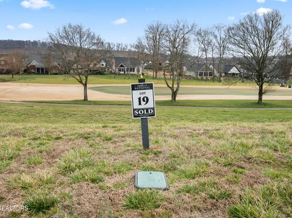 445 Mockingbird Ln, Loudon, TN 37774