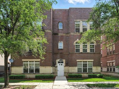 3811 S Langley Ave APT 301, Chicago, IL, 60653