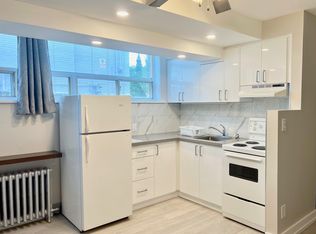 16 Church St E #3, Brampton, ON L6V1E9