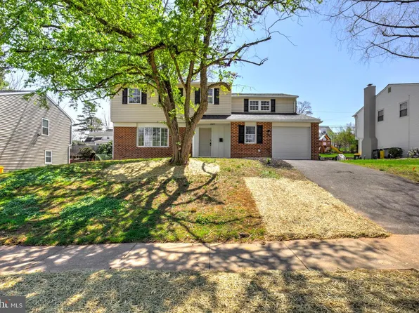 914 Longfield Rd, Erdenheim, PA 19038