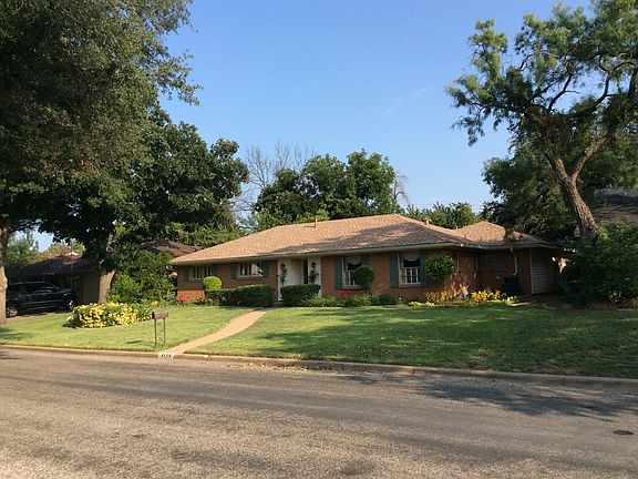 2nd image of 3113 Woodland Cir