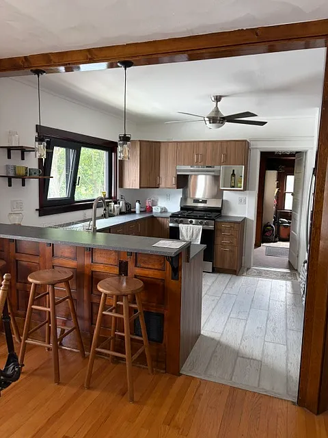 4 bed, $2,300 — Photo 4