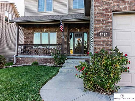 5th image of 2737 N 82nd Pl