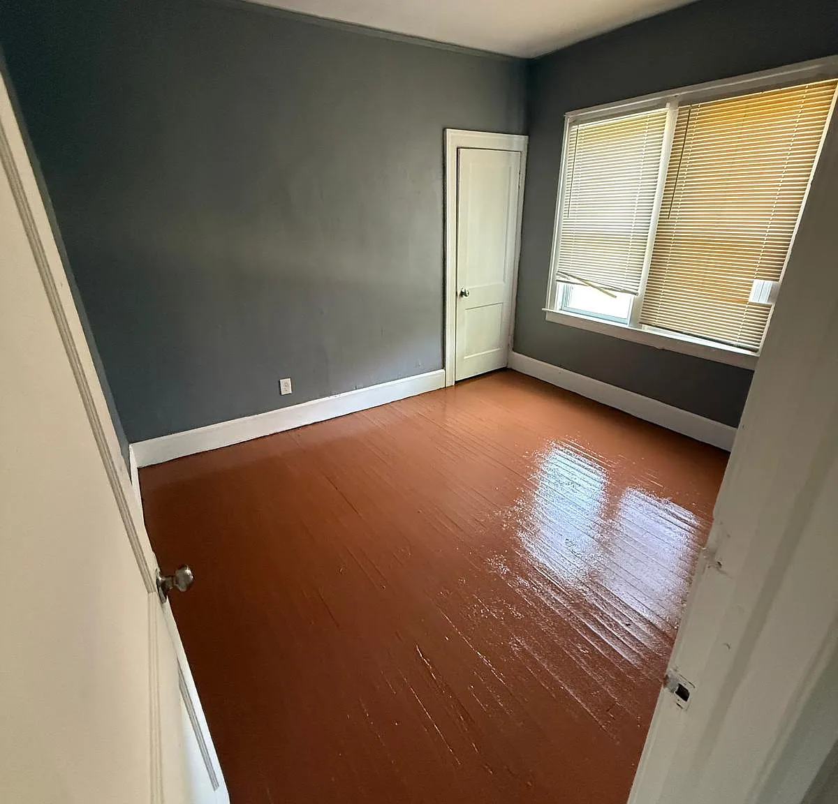 5517 Hillsboro Street - 1 — Photo 3
