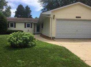 1104 5th St, Hampton, IL 61256