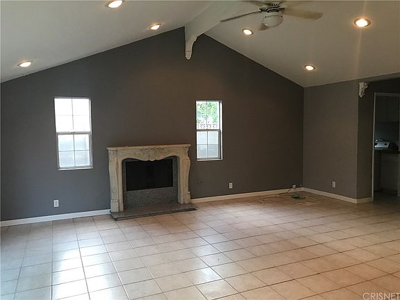 5th image of 23108 Runnymede St