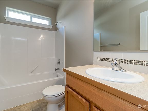 5th image of 2283 E Leonard Drive