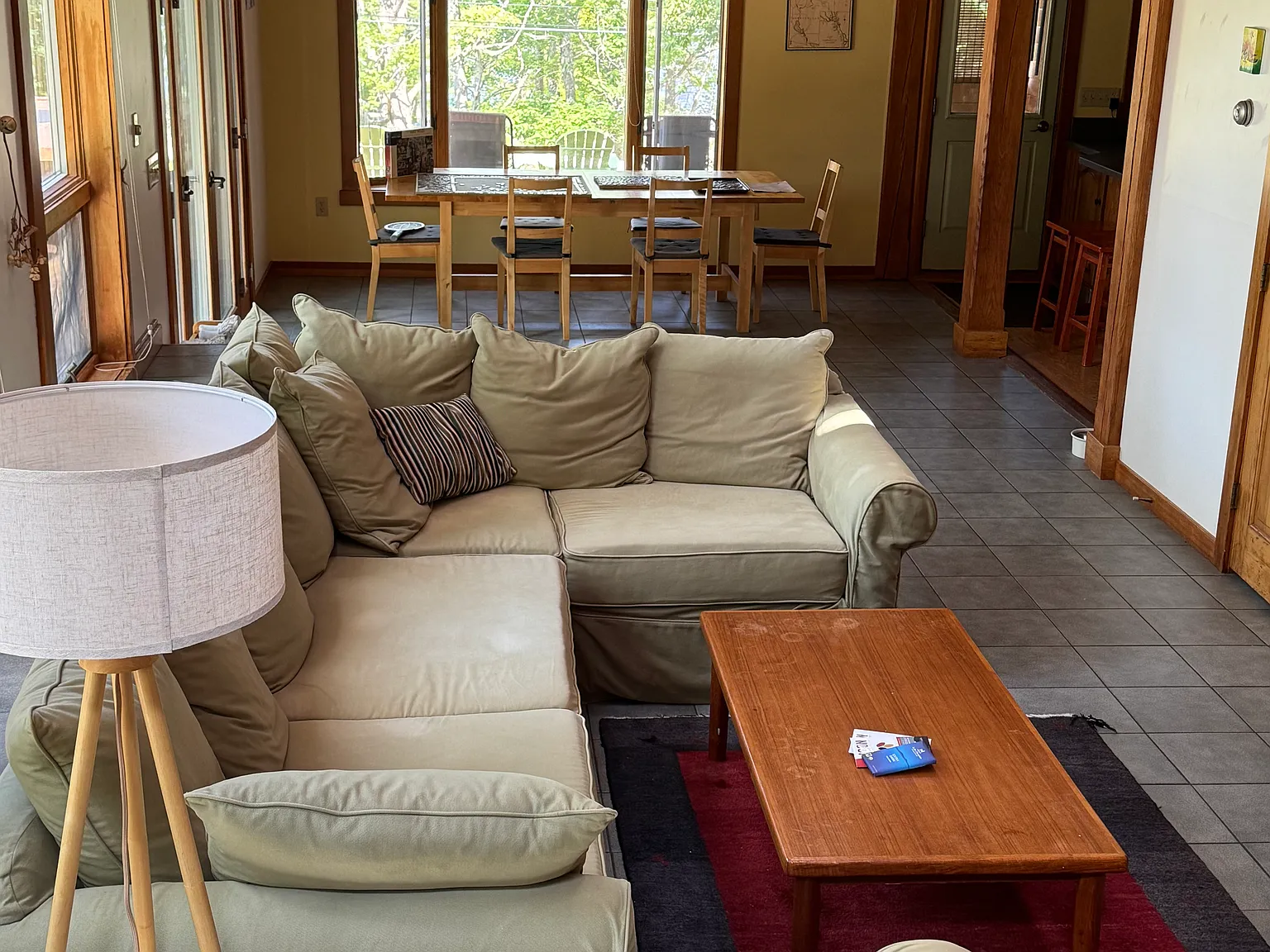 3 bed, 2085 sqft, $2,000 — Photo 4