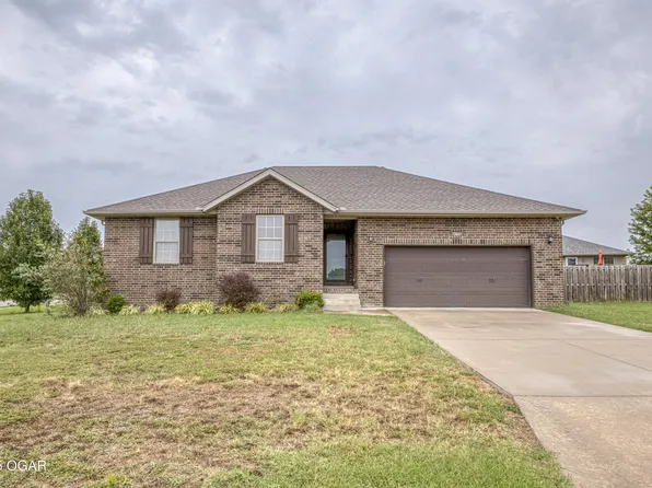 1007 S Roane Ct, Webb City, MO 64870