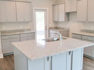 5461 Park Side Rd, Hoover, AL 35244