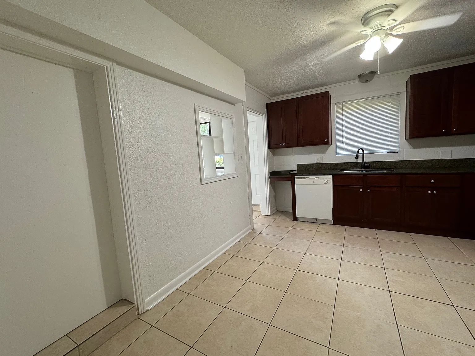 1 bed, 645 sqft, $1,495 — Photo 3